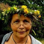 žena